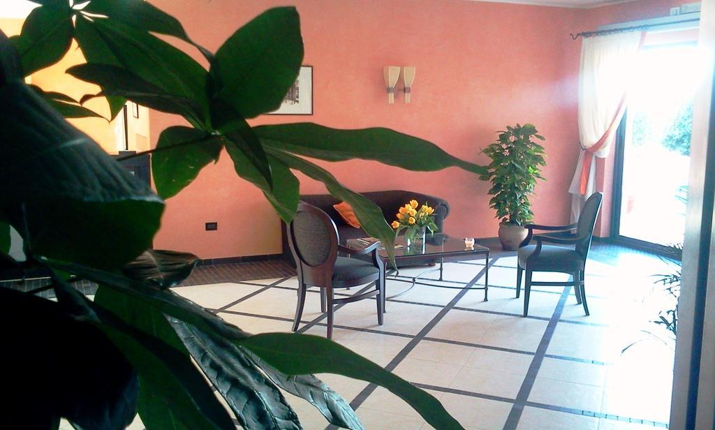 Acos Marsala City Hotel Екстериор снимка